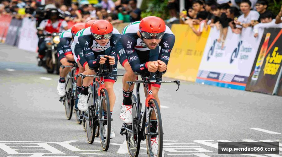 力量源自团结，奋斗点亮梦想！